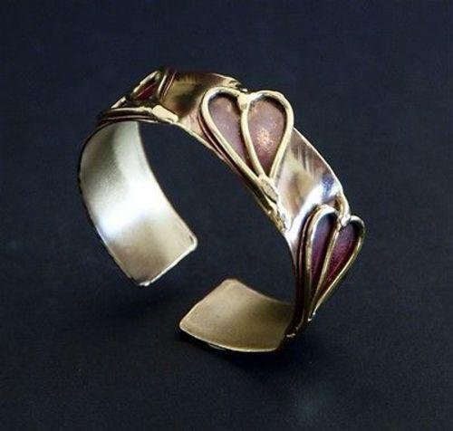 Three Hearts Cuff - Brass Images (C)